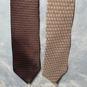 2 Bill Blass 100% Silk Used Neckties. Made in the Costa Rica